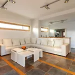 Vila Blasco By Buenavilla *